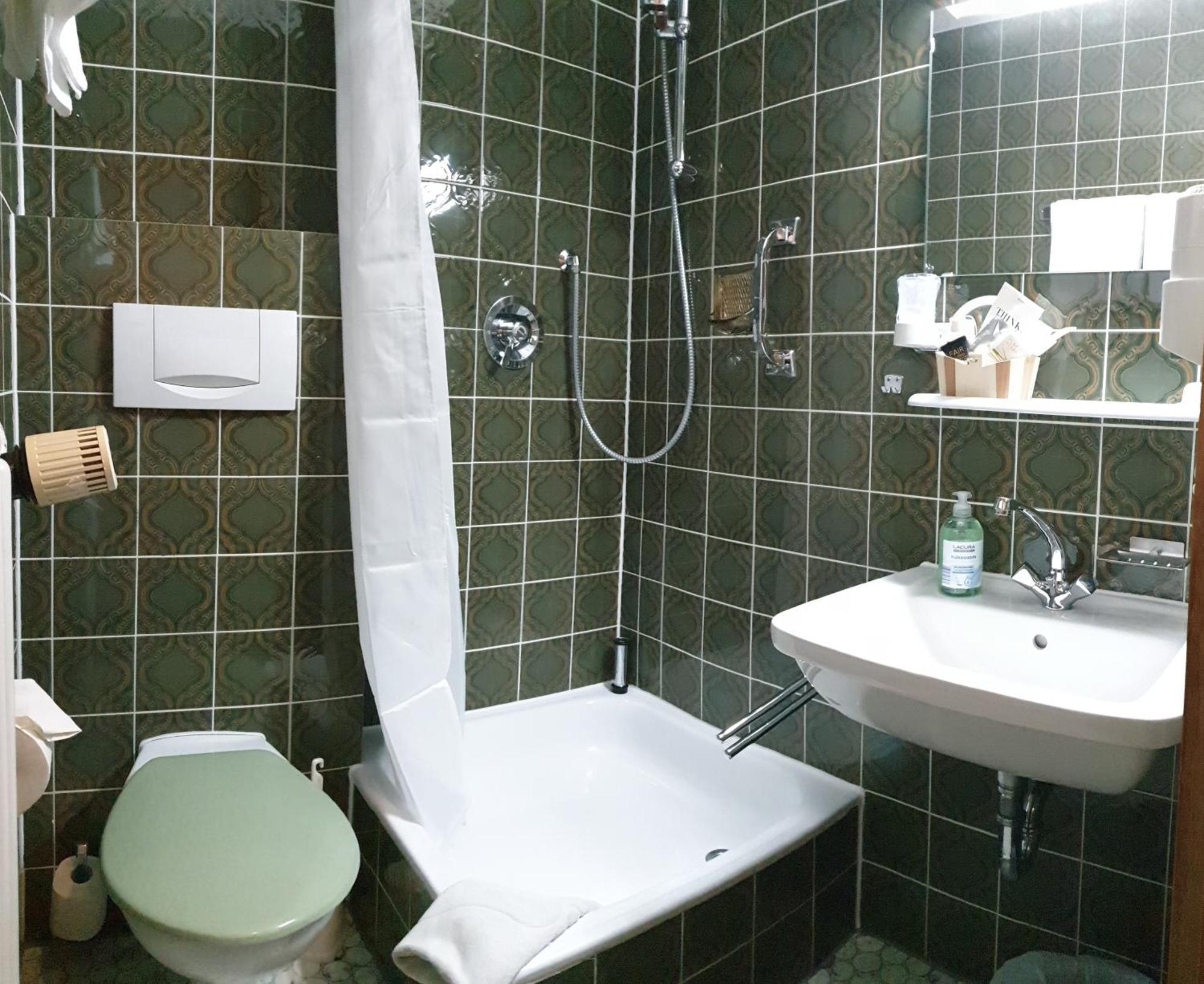 Garni Hotel Adler Post Baiersbronn Habitación foto