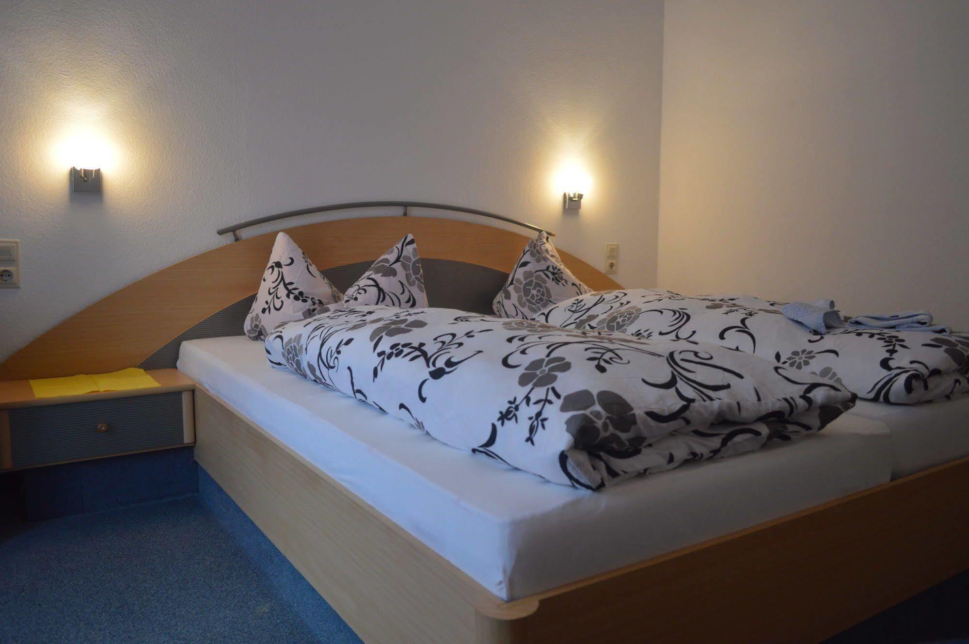 Garni Hotel Adler Post Baiersbronn Exterior foto